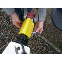 Milenco AKS -lukituslaite turvakytkimeen