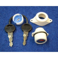 Thetford veden täyttöläpiviennin lukko C200