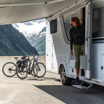 Astin Thule Single Step 12V
