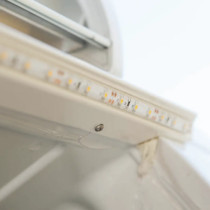 Dometic Raintec RT 100 -vesikouru valolla, valkoinen