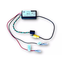 Dynavin CAM-ADP.5 -kamerasovitin Fiat-kameraan
