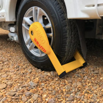 Milenco Wraith 2 -asuntovaunun pyörälukko (Sold Secure Gold)