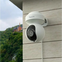 Reolink E1 Outdoor PoE 8MP PTZ Auto Tracking AI -valvontakamera LED-kohdevaloilla