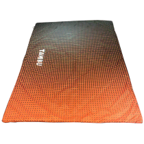 Tambu Kambala retkeilyhuopa tavarapussilla