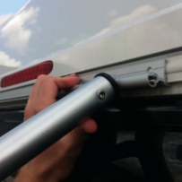 Yläkiinnityksen sovite Thule Hobby 2014